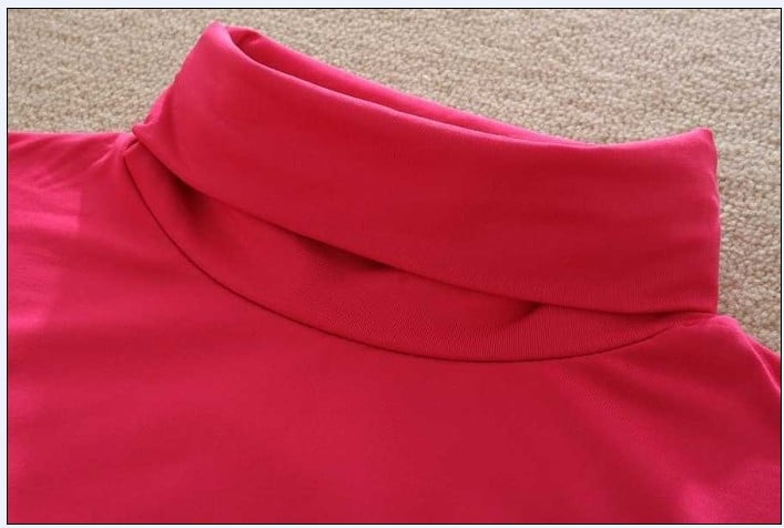 punane kõrge kraega pehme pullover
