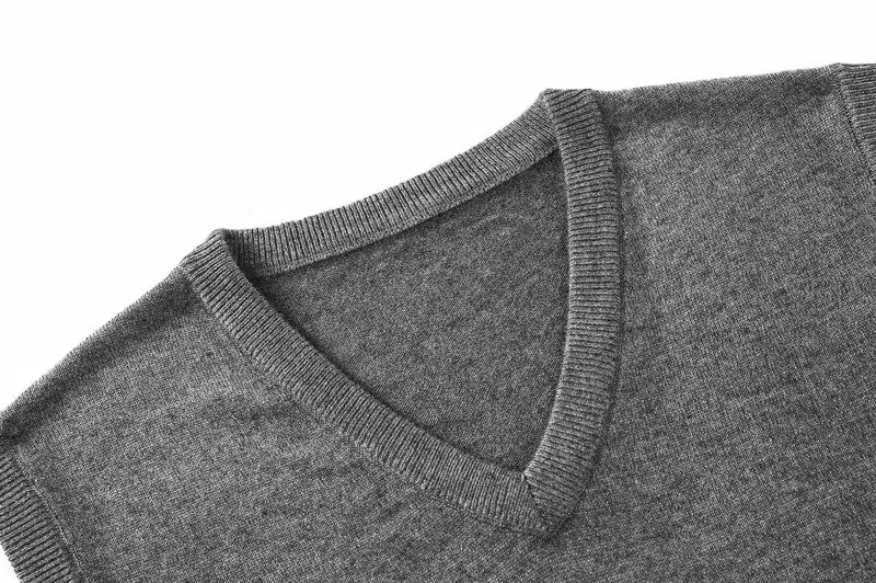 COODRONY Autumn Winter Cashmere Classic Vest Sweater Men Sleeveless Sweaters Solid Color V-Neck Wool Pullovers Men Jersey Hombre 11