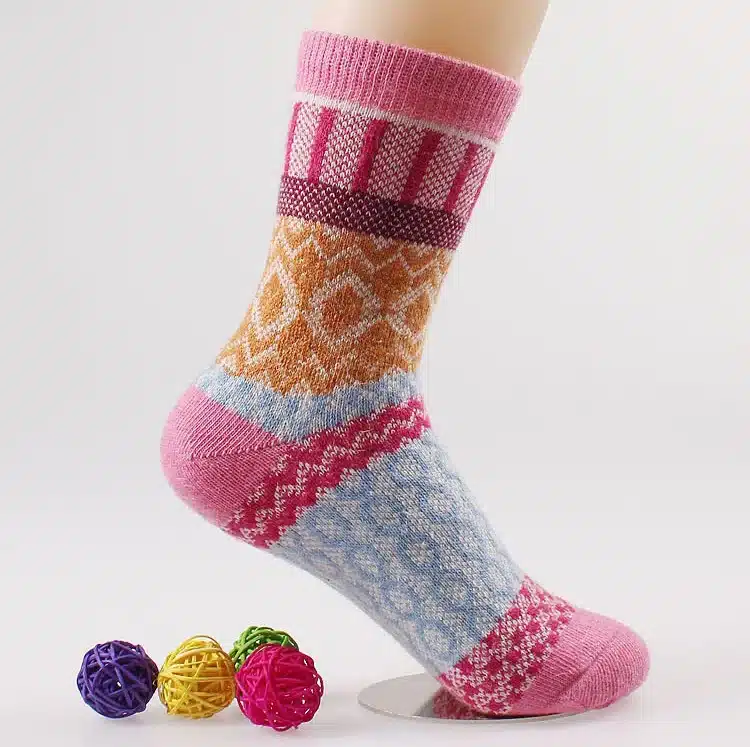 2017 New Winter Thermal Cashmere Socks Women Warm Rabbit Wool Socks Women's Thicken Socks Girl Casual Socks 5 pairs/lot 32