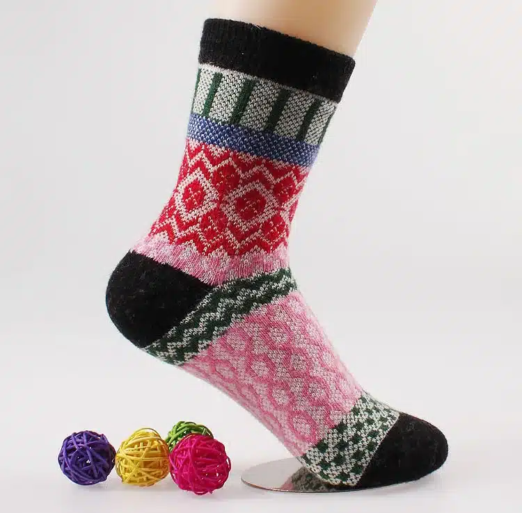 2017 New Winter Thermal Cashmere Socks Women Warm Rabbit Wool Socks Women's Thicken Socks Girl Casual Socks 5 pairs/lot 34