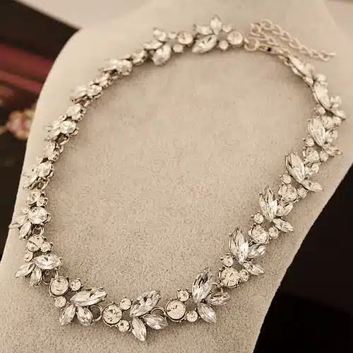 Retro Full Austria Crystal Rhinestone Choker Necklaces Women Short Chain Flower Pendant Necklace Collares Mujer Christams Gift 94