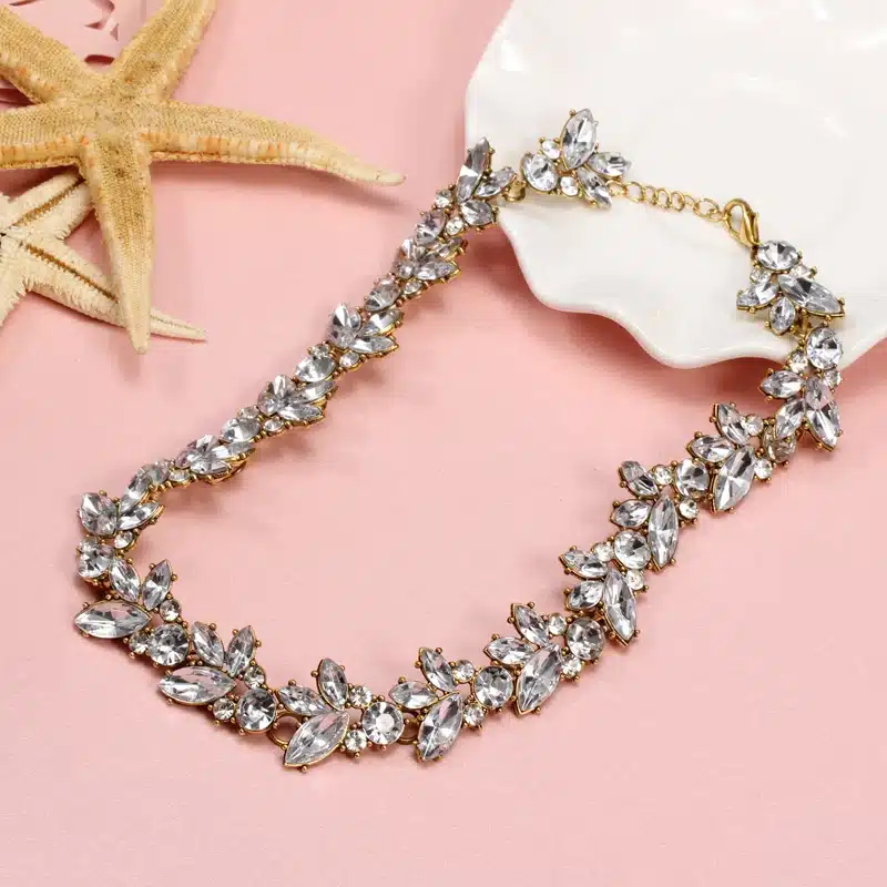Retro Full Austria Crystal Rhinestone Choker Necklaces Women Short Chain Flower Pendant Necklace Collares Mujer Christams Gift 98