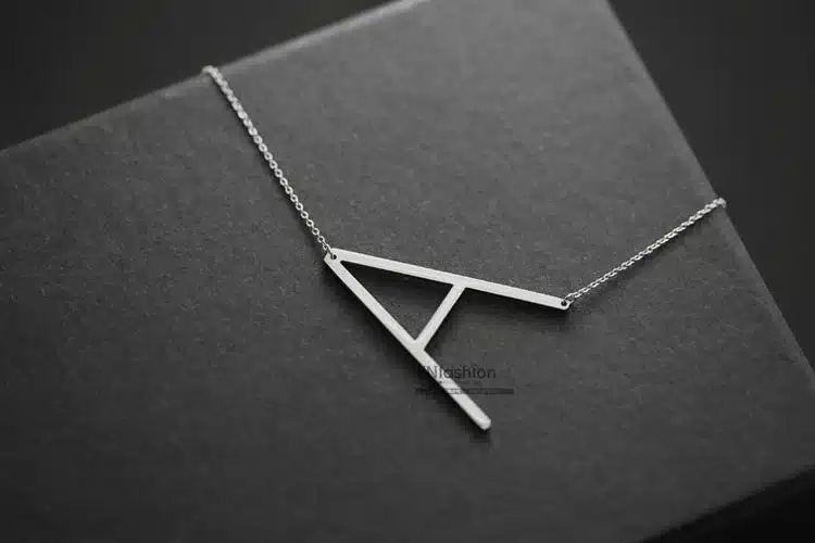Enfashion Letter Necklaces Pendants Alfabet Initial Necklace Stainless Steel Choker Necklace Women Jewelry Kolye Collier collare 18