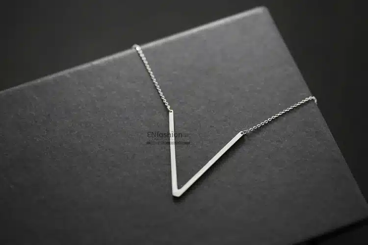 Enfashion Letter Necklaces Pendants Alfabet Initial Necklace Stainless Steel Choker Necklace Women Jewelry Kolye Collier collare 36