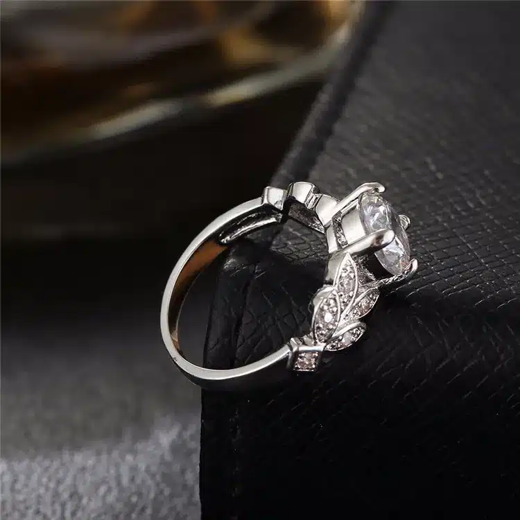 17KM New Silver Color Leaf Flower Wedding Rings For Women Lover Bijoux Anel Femme Engagement Ring Crystal Fashion Jewelry Gift 44
