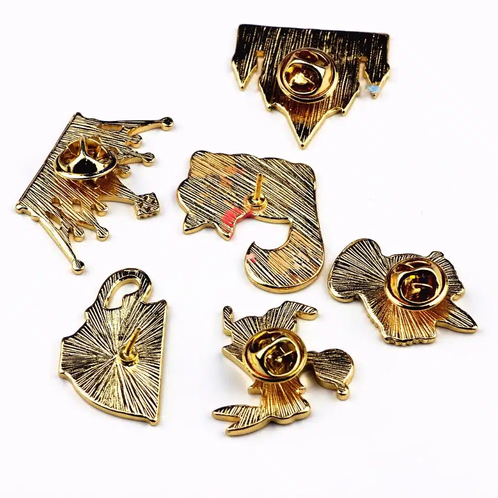 Timlee X227 Cartoon Cat Cute Wonderland Enamel Pins Alice Brooch Crown Metal Brooch Pins Gift Wholesale 12
