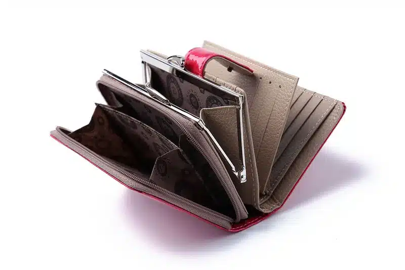 Fashion Real Patent Leather Women Short Wallets Small Wallet Coin Pocket Credit Card Wallet Female Purses Money Clip Gold color 19
