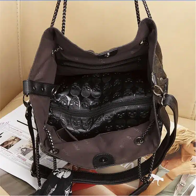 HISUELY 2017 Vintage Skull Shoulder Bags Women Bucket Pu Leather With Silk Female Black Handbags Ladies Casual Chain Tote Bag 27