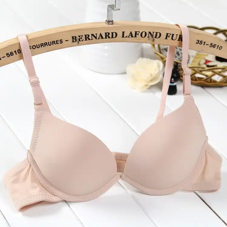 Black White color lovely Push Up Bra for chest women sexy Push-up bra Underwear Brassiere chest Support Plunge bra sexy girl Bra 13