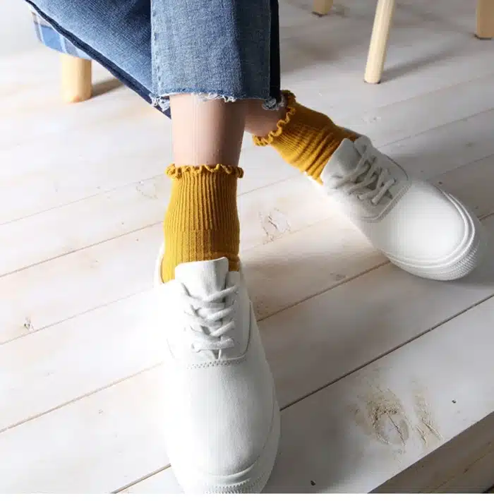 Sweet Spring Pure Color Cotton Lace Ruffles Women Socks Lovely Frilly Edge Princess Girls Socks High Quality Summer Autumn Socks 12