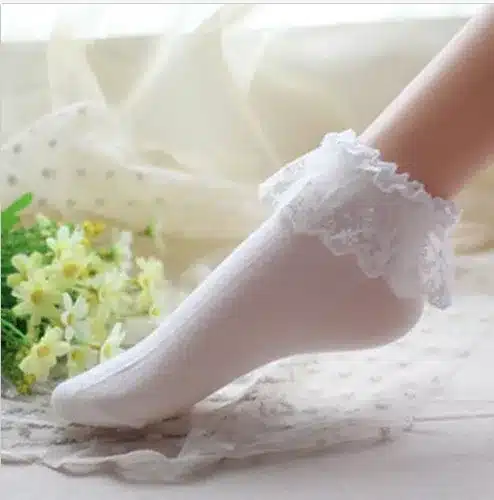 2016 Fashionable Lovely Cute Fashion Women Vintage Lace Ruffle Frilly Ankle Socks Lady Princess Girl Favorite 5 Color Available 18