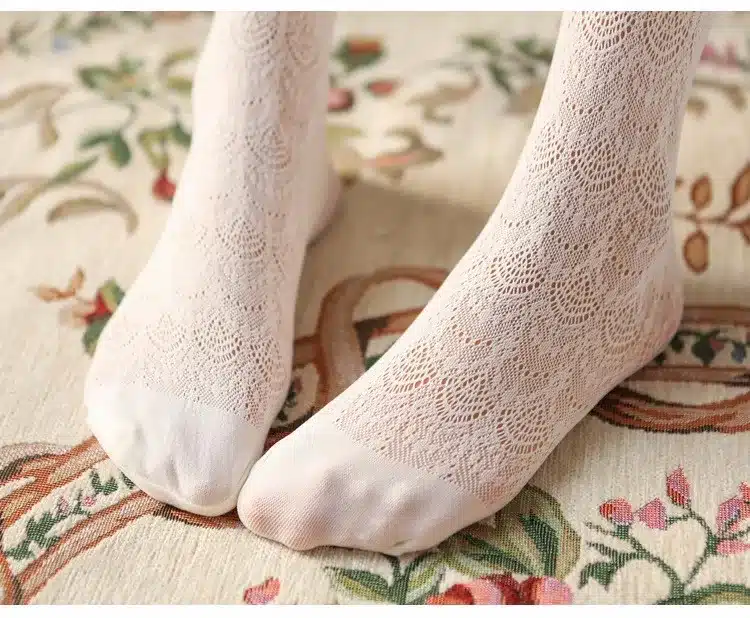 Hot! Women Sexy Stockings Summer Autumn Hollow Tights Japanese Lace Pantyhose Fishnet Stockings High Elastic Vintage Pantyhose 24