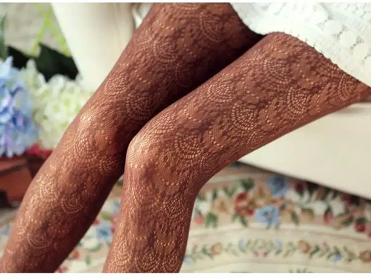 Hot! Women Sexy Stockings Summer Autumn Hollow Tights Japanese Lace Pantyhose Fishnet Stockings High Elastic Vintage Pantyhose 26