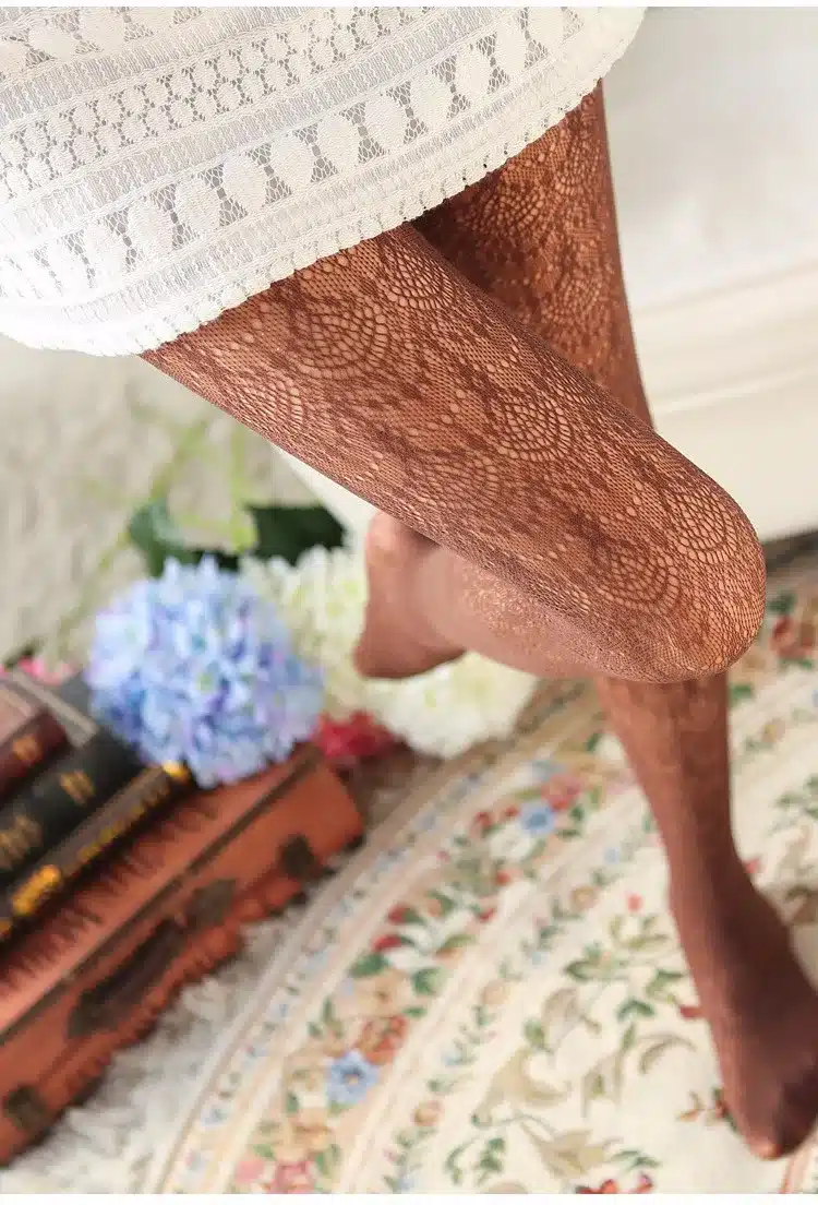 Hot! Women Sexy Stockings Summer Autumn Hollow Tights Japanese Lace Pantyhose Fishnet Stockings High Elastic Vintage Pantyhose 27