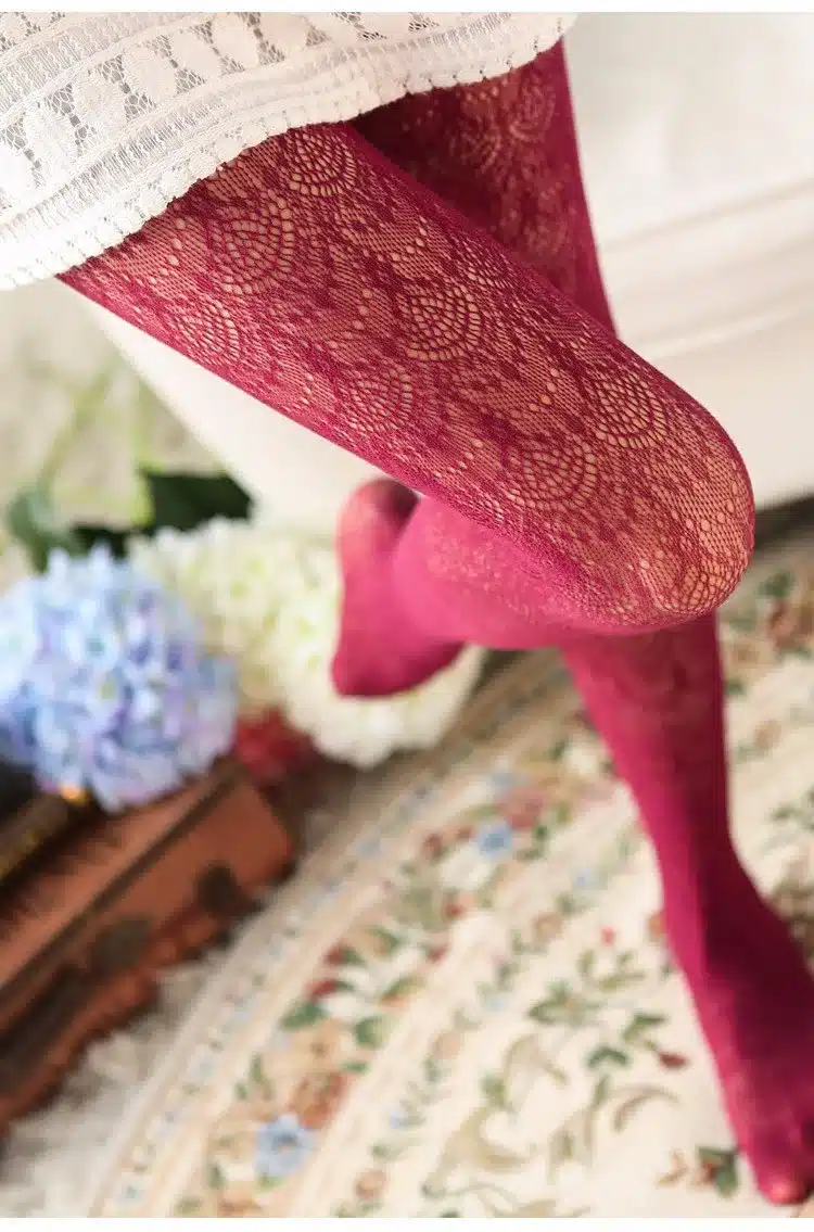 Hot! Women Sexy Stockings Summer Autumn Hollow Tights Japanese Lace Pantyhose Fishnet Stockings High Elastic Vintage Pantyhose 41
