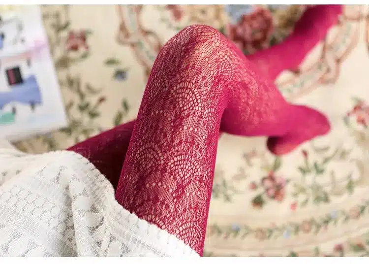 Hot! Women Sexy Stockings Summer Autumn Hollow Tights Japanese Lace Pantyhose Fishnet Stockings High Elastic Vintage Pantyhose 43