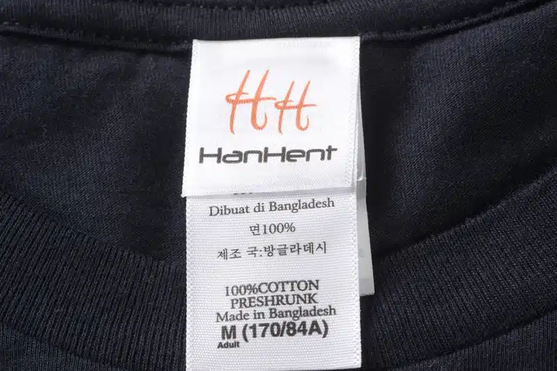HanHent Space Panda T-shirt Men 2018 Fashion Cute Animal Funny Tee Shirts O-neck Streetwear Classical Geeks Black Tops Tees 15