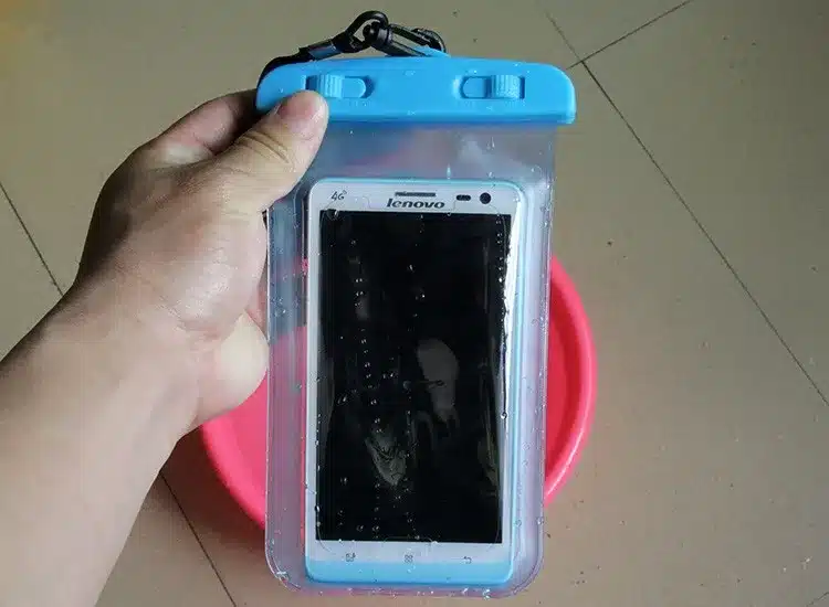 2017 New phone bag underwater waterproof phone bag diving bag mobile phone pouch case for iphone4 5S 6 7 Plus for Samsung Galaxy 11