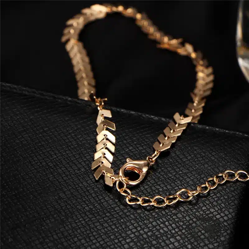 IF YOU Fashion Short Arrow Leaf Choker Necklaces Gold Color Trendy African Jewelry Statement Necklace Women Jewelry 2017 New 45