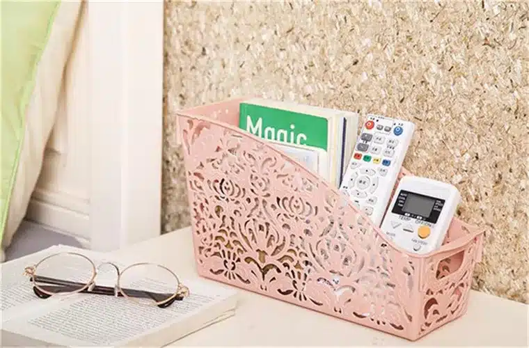 Simple life Thick Plastic Storage Basket Desktop Bathroom Family Sundries Pen Pencil Storage Basket Organizer Vintage Container 19