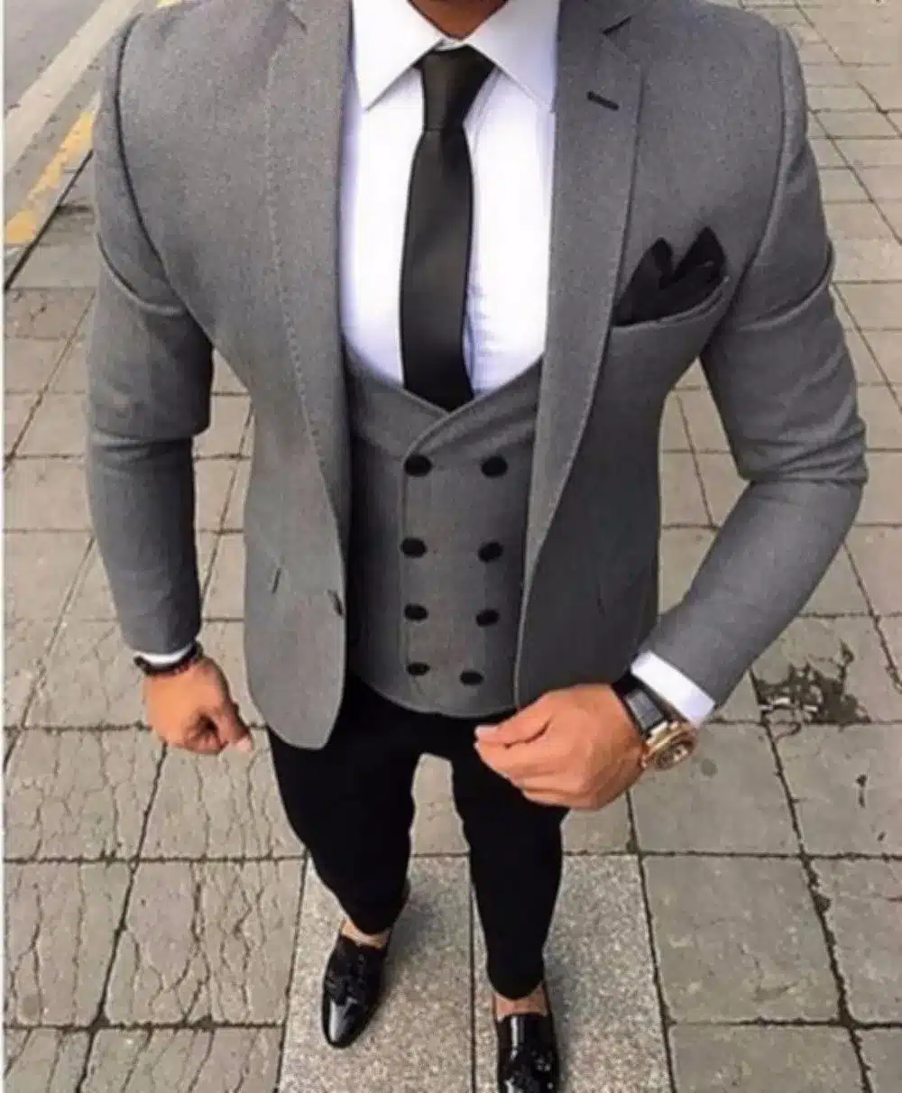 2018 Brand Tailored Smoking Grey Men Suit Slim Fit 3 Piece Tuxedo Groom Wedding Suits Jacket Custom Prom Blazer Terno Masculino 2