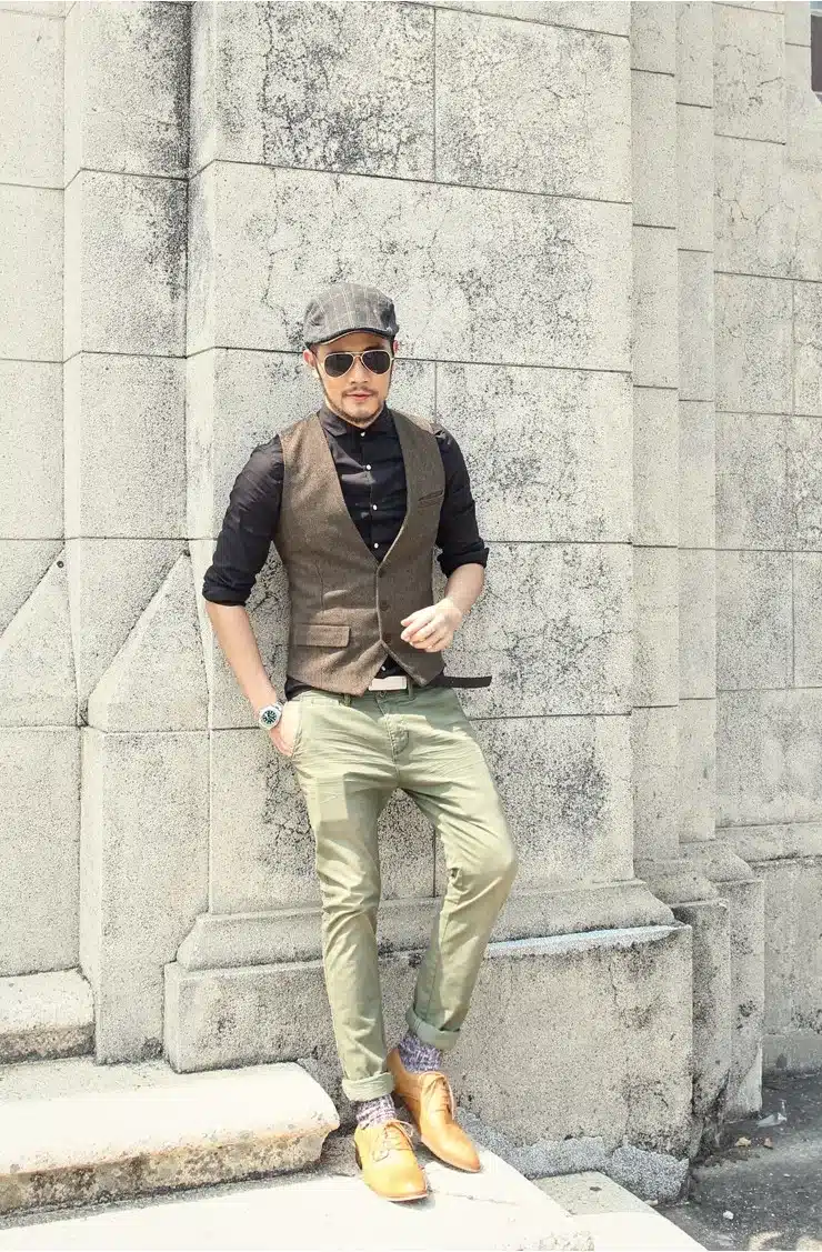 men casual sleeveless jacket coat mens formal waistcoats dress suit vest slim Three button Woolen vest British autumn suit vest 17