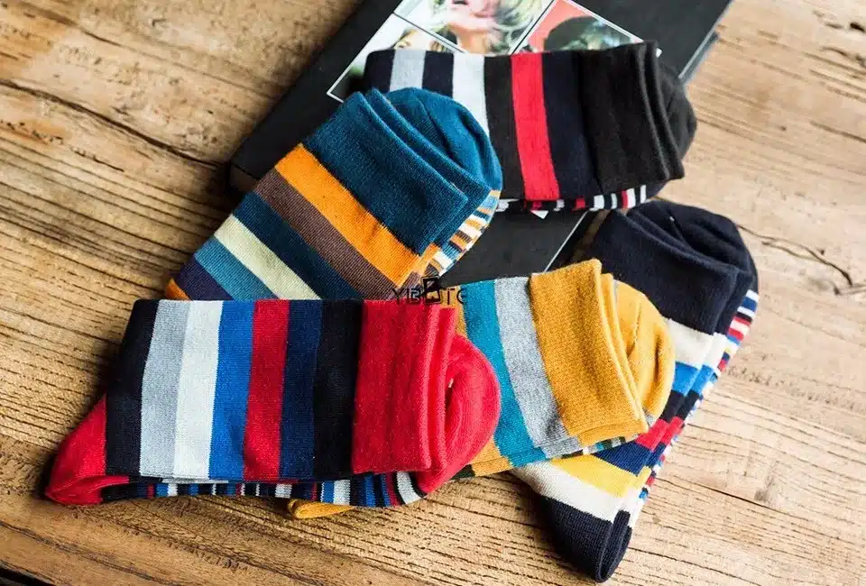 Men's color stripes socks the latest design popular men's socks 5 PAIRS STRIPED SOCKS SUIT FASHION DESIGNER COLOURED COTTON 6-11 11