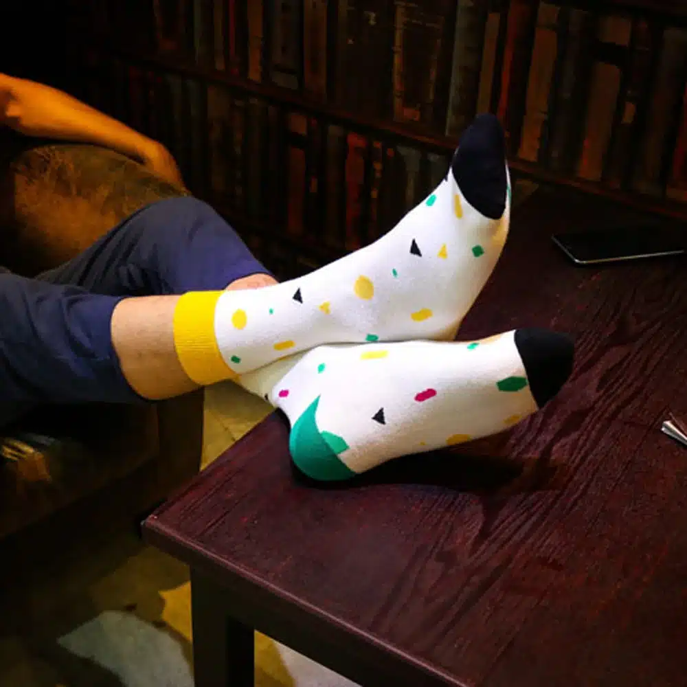 High Quality 1 Pair of Spring Summer Men Colored Striped Cotton Socks Art Jacquard Socks Hit Color Long Dot Happy Socks 33