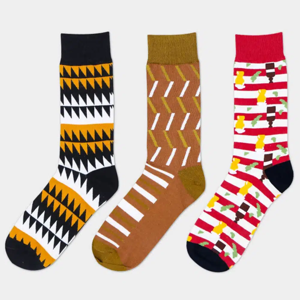 High Quality 1 Pair of Spring Summer Men Colored Striped Cotton Socks Art Jacquard Socks Hit Color Long Dot Happy Socks 38