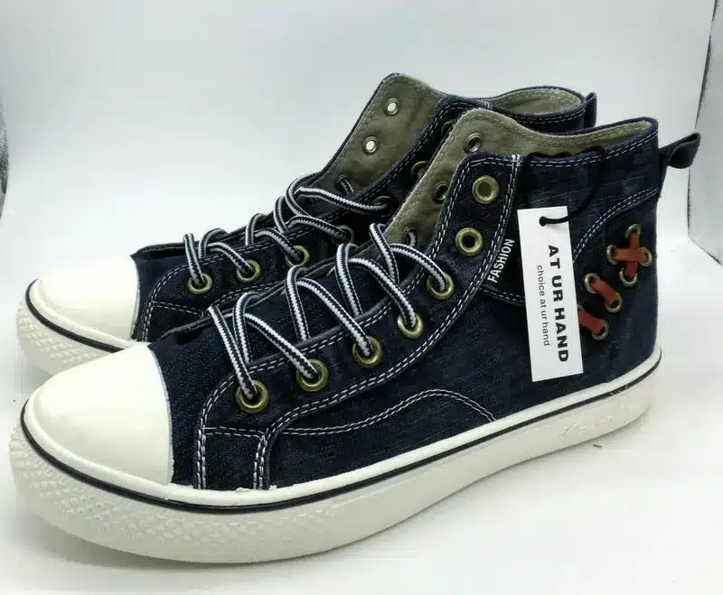 Men Canvas Shoes Fashion High top Men's Breathable Canvas Lace up Vulcanize Shoes 25