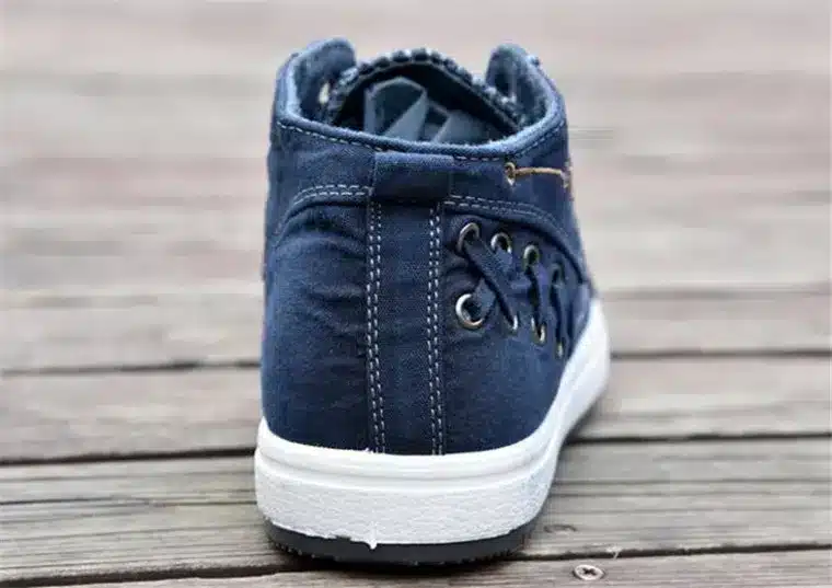 Men's Vulcanize Shoes Brand Summer Shockproof Casual Canvas Shoes Male Sport Superstar Men Flats Ultras Boosts Krasovki 11