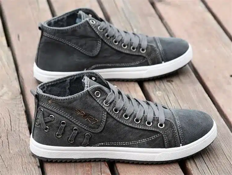Men's Vulcanize Shoes Brand Summer Shockproof Casual Canvas Shoes Male Sport Superstar Men Flats Ultras Boosts Krasovki 18