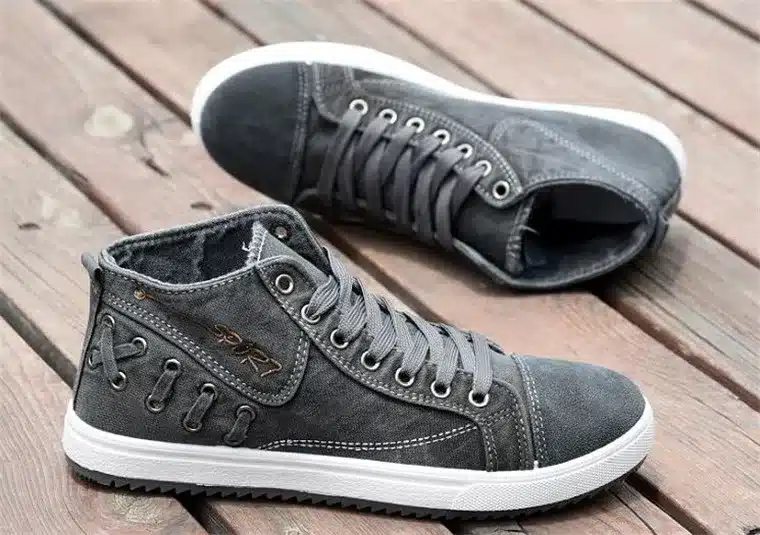 Men's Vulcanize Shoes Brand Summer Shockproof Casual Canvas Shoes Male Sport Superstar Men Flats Ultras Boosts Krasovki 19