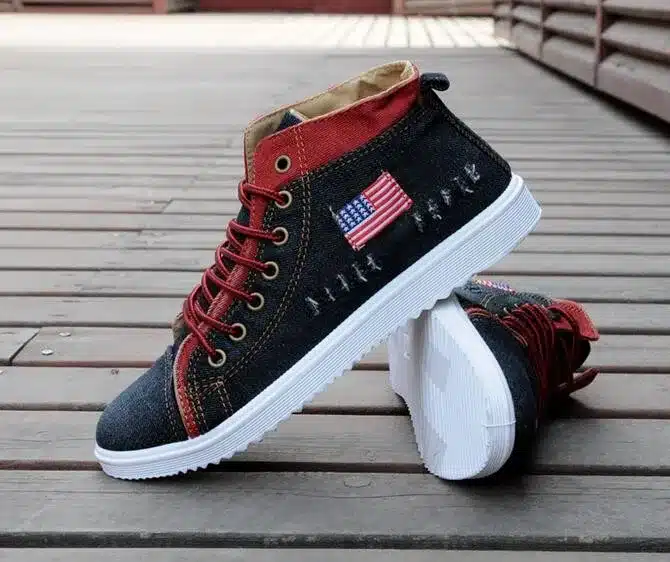 Tangnest Man Flats Broken-Hole Denim Casual Shoes Men Classic Vintage Canvas Shoes Men Fashion Lace Up Summer High Shoe XMF518 18