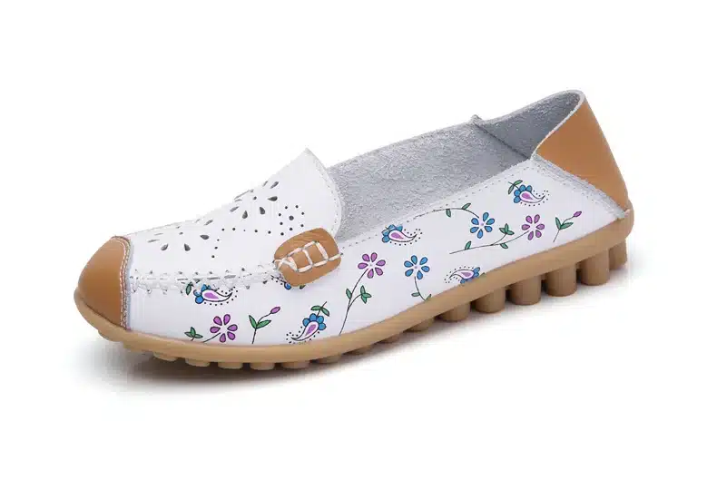 2017 New Women Casual Shoes Soft Real Leather Femal Flats Breathable Woman Loafers Leisure Boat Shoe Mocassins Driving Footwear 26