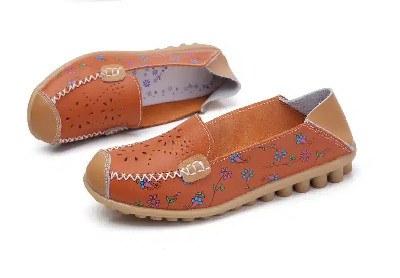 2017 New Women Casual Shoes Soft Real Leather Femal Flats Breathable Woman Loafers Leisure Boat Shoe Mocassins Driving Footwear 35