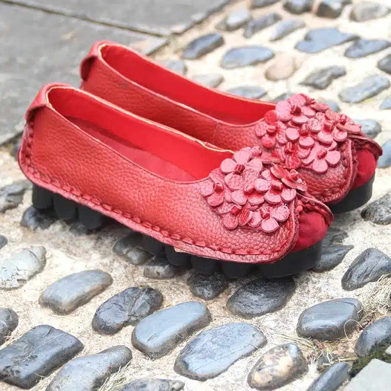 Xiuteng 2017 Summer Soft Moccasins casual shoes women Flowers High Quality Brand Genuine Leather Shoes lady Flats Driving Shoes 25