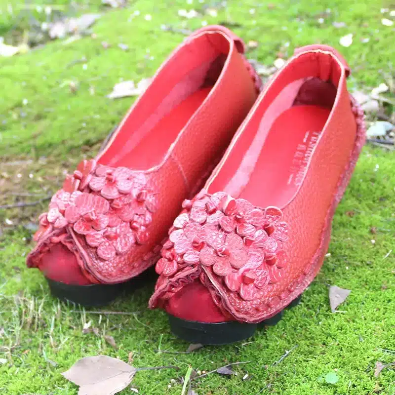 Xiuteng 2017 Summer Soft Moccasins casual shoes women Flowers High Quality Brand Genuine Leather Shoes lady Flats Driving Shoes 37