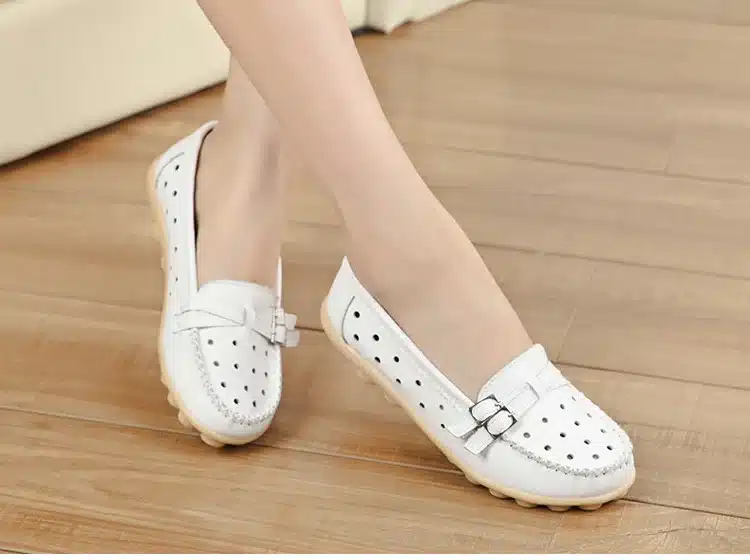 Soft Genuine Leather Shoes Women Slip On Woman Loafers Moccasins Female Flats Casual Women's Buckle Boat Shoe Plush Size 35-41 32