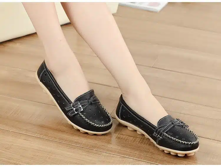 Soft Genuine Leather Shoes Women Slip On Woman Loafers Moccasins Female Flats Casual Women's Buckle Boat Shoe Plush Size 35-41 37