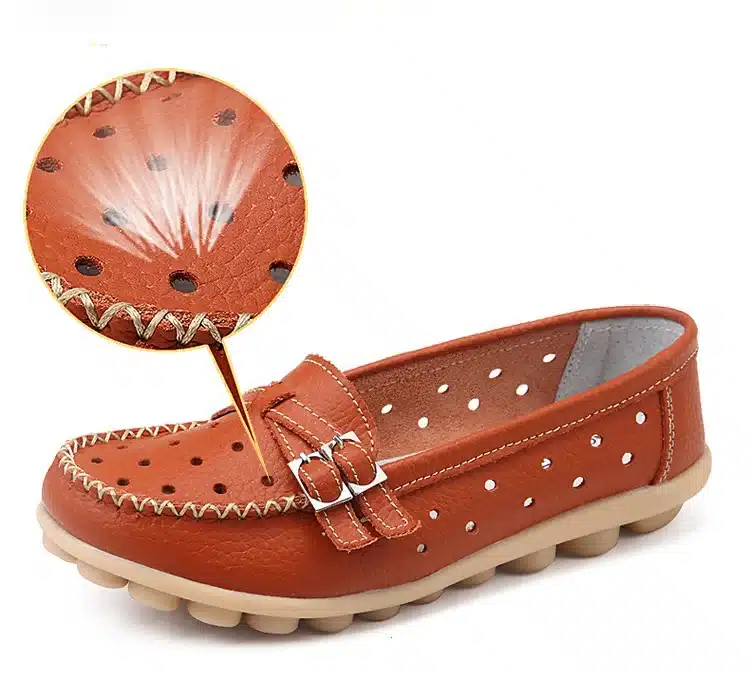 Soft Genuine Leather Shoes Women Slip On Woman Loafers Moccasins Female Flats Casual Women's Buckle Boat Shoe Plush Size 35-41 42