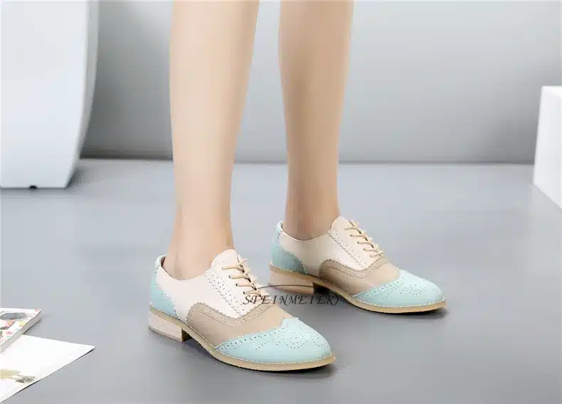 Genuine leather big woman US 10 designer vintage flats shoes round toe handmade silver white pink oxford shoes for women fur 57