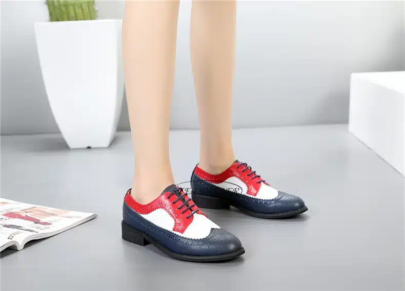 Genuine leather big woman US 10 designer vintage flats shoes round toe handmade silver white pink oxford shoes for women fur 60