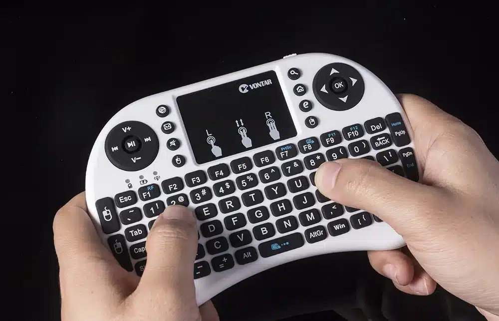 VONTAR I8 Mini Wireless Gaming Keyboard Russian English Hebrew Spanish 2.4G Touched Fly Mouse For Smart TV box Laptop Tablet PC 9