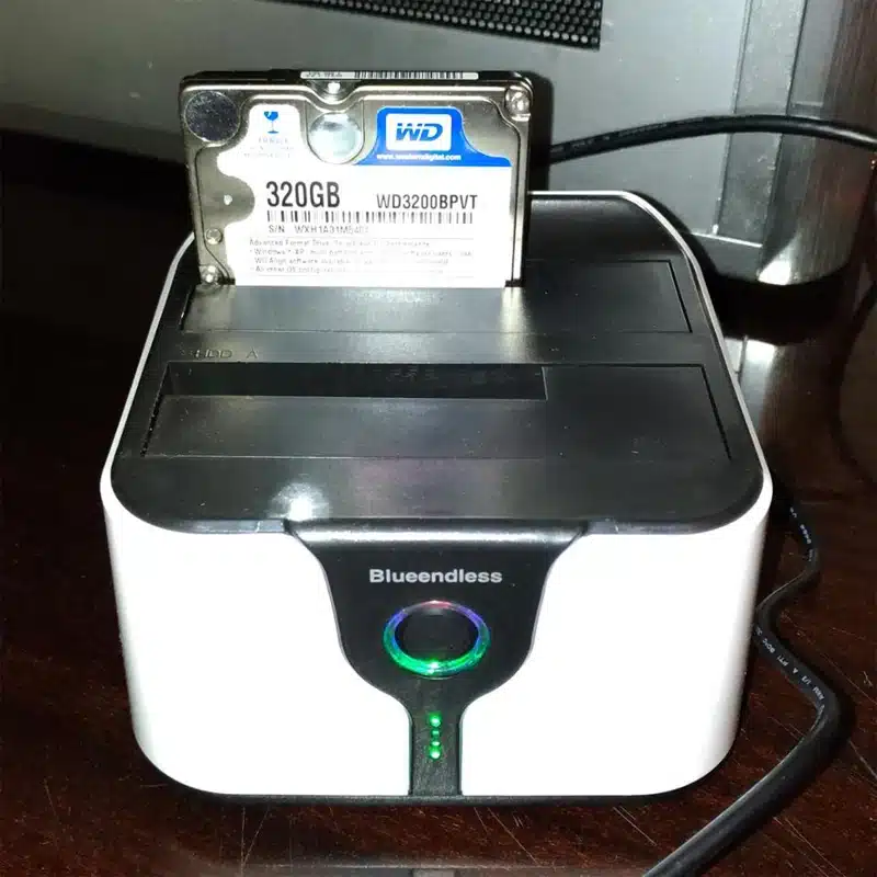 send from RU 2 bay 3.5'' 2.5'' hdd ssd enclosure sata hard disk box usb 3.0 clone copy function hdd docking station support 6TB 20