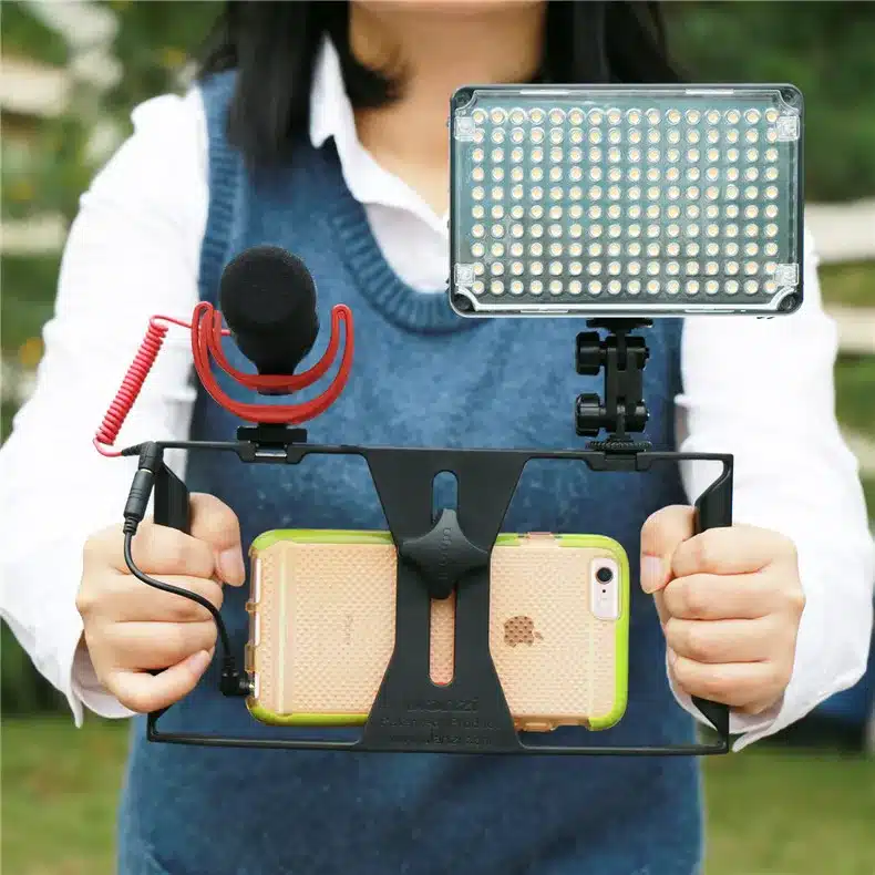 Ulanzi Handheld Smartphone Video Rig Case for iPhone X Samsung,Phone Rig Stabilizer for Live stream Youtube Filmmaking Vlogger 14