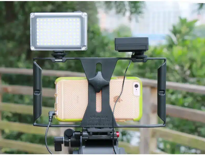 Ulanzi Handheld Smartphone Video Rig Case for iPhone X Samsung,Phone Rig Stabilizer for Live stream Youtube Filmmaking Vlogger 17