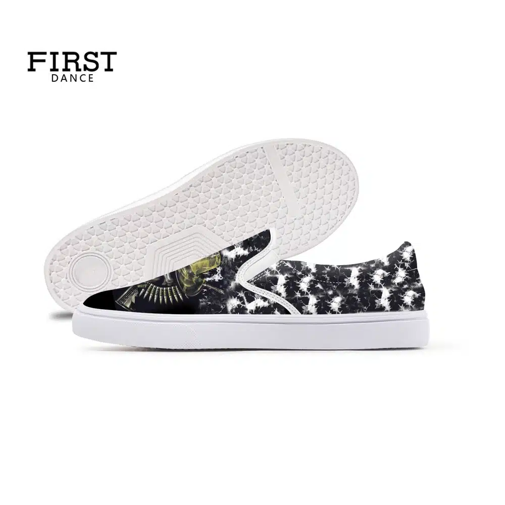 FIRST DANCE Fashion Casual Black Slip On Shoes For Men Nice Skull Printed Loafers Shoes Nice Flat-Bottomed Skull Shoes Spring 15
