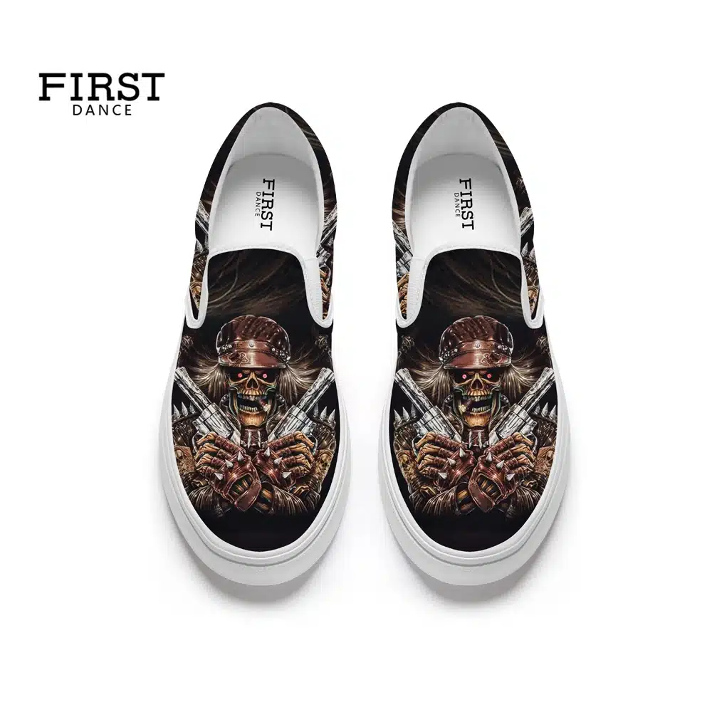FIRST DANCE Fashion Casual Black Slip On Shoes For Men Nice Skull Printed Loafers Shoes Nice Flat-Bottomed Skull Shoes Spring 18