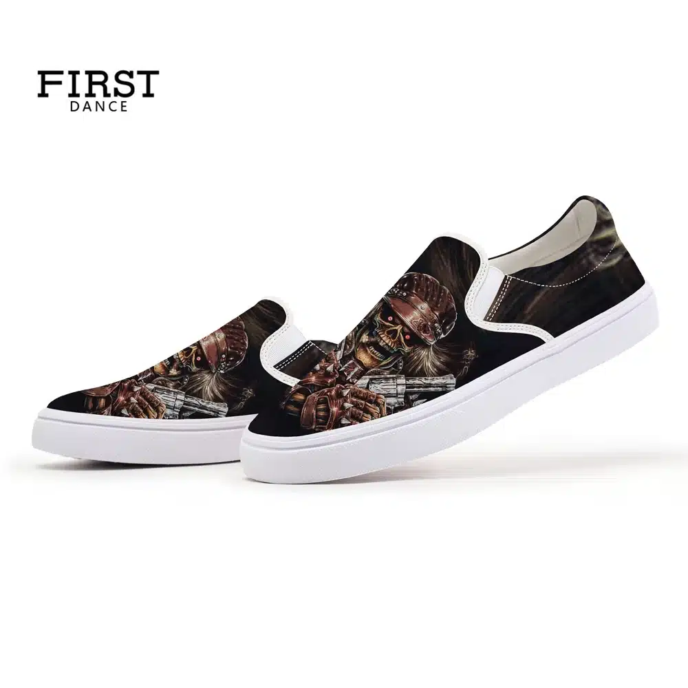 FIRST DANCE Fashion Casual Black Slip On Shoes For Men Nice Skull Printed Loafers Shoes Nice Flat-Bottomed Skull Shoes Spring 22